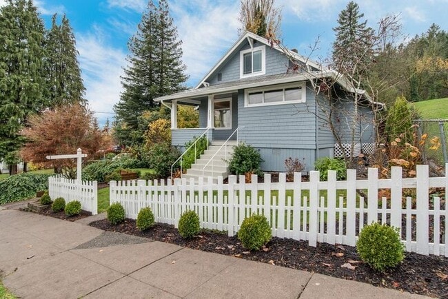 property at 1321 NW Drake Way