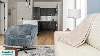 650 N Main St in Fortville, IN - Foto de edificio - Building Photo