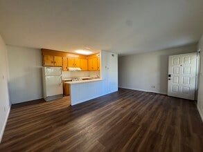 400 Cranbrook Ave SE in Valdese, NC - Building Photo - Building Photo