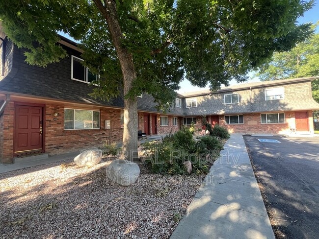 property at 1416 E 16th St