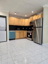 1749 NW 6th Ave in Fort Lauderdale, FL - Building Photo - Building Photo