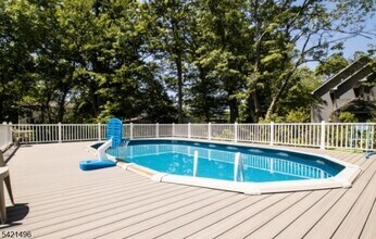 4 Rumson Rd in Livingston, NJ - Building Photo - Building Photo