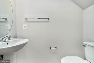 43740 Transit Sq in Ashburn, VA - Building Photo - Building Photo