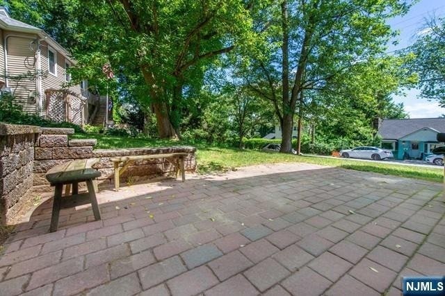 19 Southwynde Dr in Denville, NJ - Foto de edificio - Building Photo