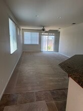 7519 Abbey Cir in Elk Grove, CA - Building Photo - Building Photo