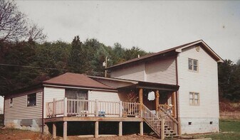 3506 Meadowbrook Dr in Blacksburg, VA - Building Photo