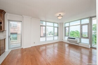 3511 Cambridge Ave in Bronx, NY - Foto de edificio - Building Photo