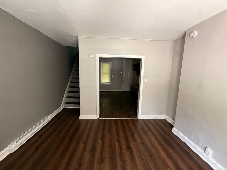 5612 Utah St in Philadelphia, PA - Building Photo