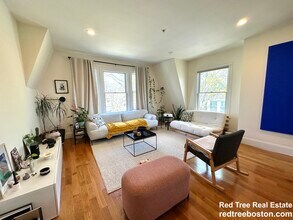 14 Selkirk Rd, Unit 3 in Boston, MA - Building Photo - Building Photo