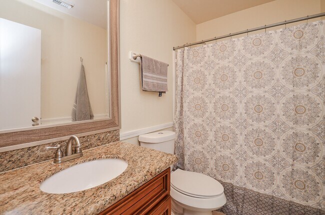 property at 19846 Stonecross Glen Ln