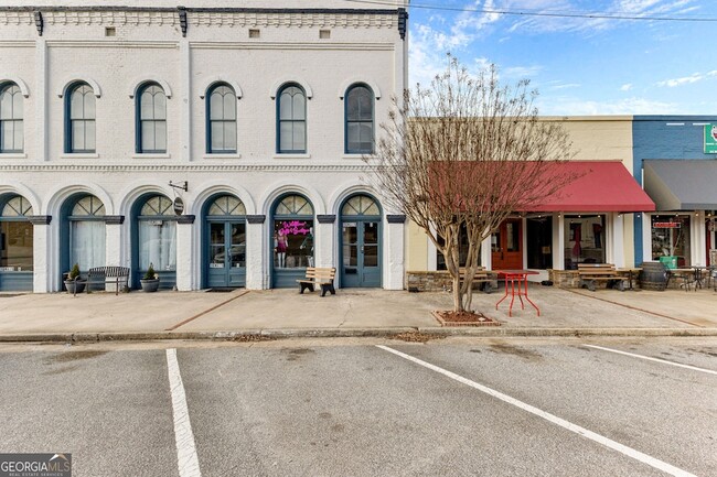 16 Main St, Unit D in Grantville, GA - Building Photo - Building Photo