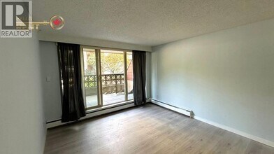 9270 Salish Ct in Burnaby, BC - Building Photo - Building Photo