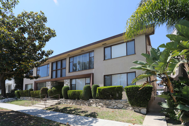 9675 W Olympic Blvd in Beverly Hills, CA - Building Photo - Building Photo