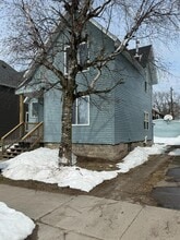 332 2nd St in Menominee, MI - Building Photo - Building Photo
