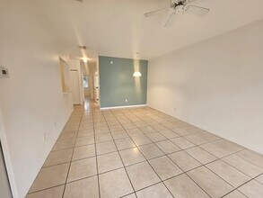 13216 Villa Vista Dr in Orlando, FL - Building Photo - Building Photo