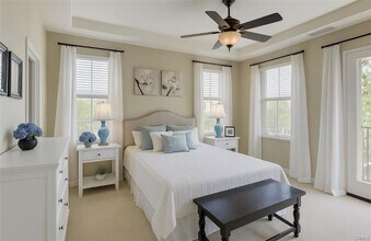 254 Kempton in Irvine, CA - Building Photo - Building Photo