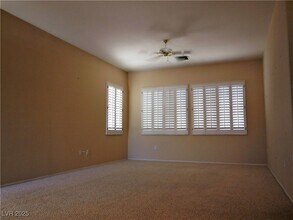 10409 Sea Palms Ave in Las Vegas, NV - Building Photo - Building Photo