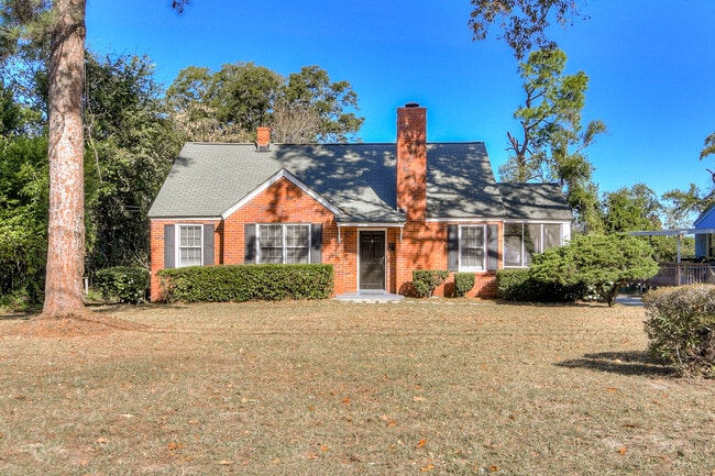 property at 2631 Oakland Ave