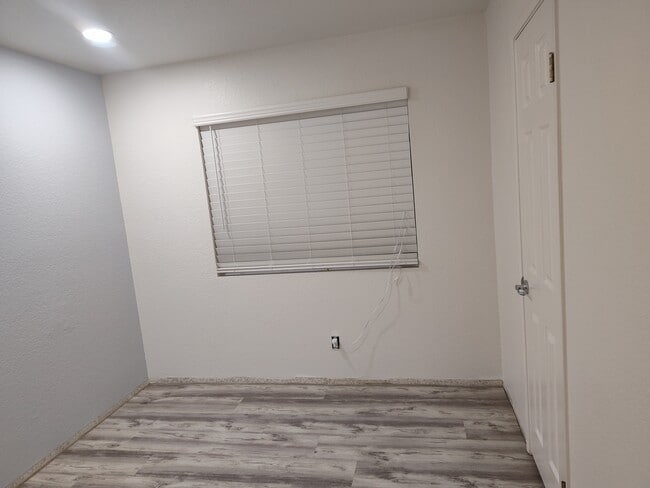 1365 Crafton Ave, Unit 2006 in Mentone, CA - Building Photo - Building Photo