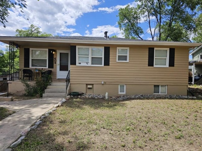 property at 404 Wilhelmia Ave