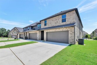 5406 Winged Foot Dr in Arlington, TX - Building Photo - Building Photo