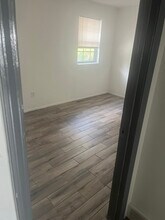 9347 W Longview Pkwy in Kansas City, MO - Building Photo - Building Photo