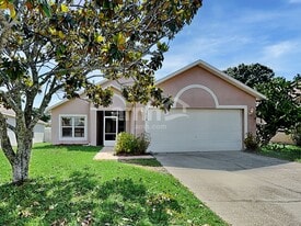 1718 Westminster Trl in Clermont, FL - Building Photo
