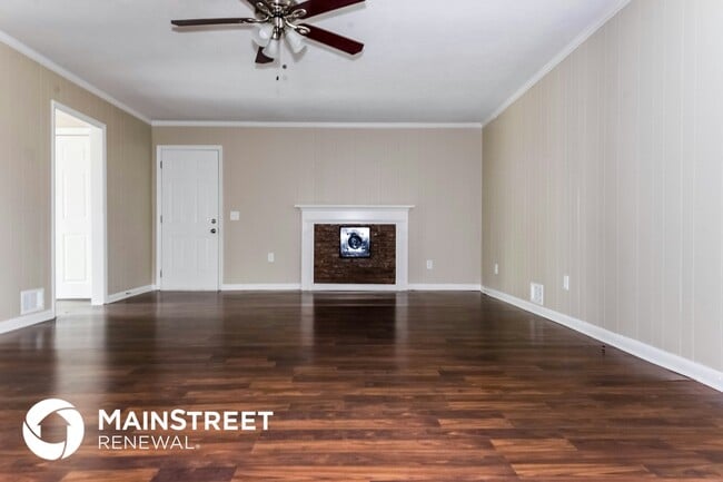 2697 Heritage Ln in Morrow, GA - Foto de edificio - Building Photo