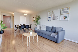 401 12th St S in Arlington, VA - Building Photo