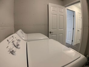 4537 13th St S in Moorhead, MN - Building Photo - Building Photo