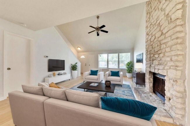 9731 Meadowheath Dr in Austin, TX - Building Photo - Building Photo