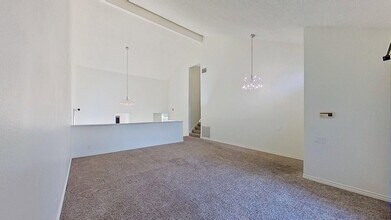 26 Duane in Irvine, CA - Building Photo - Building Photo