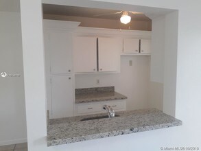 2219 Polk St-Unit -10A in Hollywood, FL - Building Photo - Building Photo