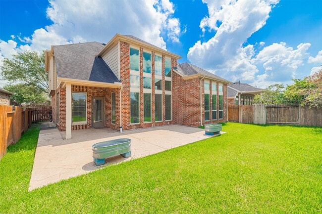 2614 Misty Laurel Ct