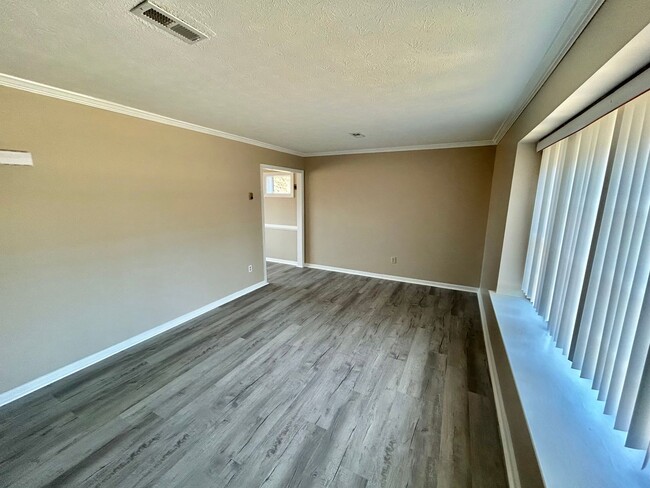 7953 Meadow Dr in Mechanicsville, VA - Building Photo - Building Photo