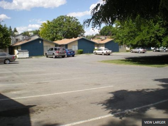 502 Beardsley Ave in Bakersfield, CA - Foto de edificio