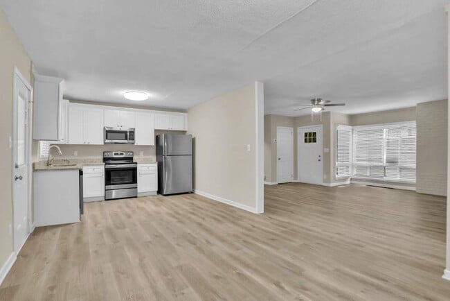 property at 6061 Lower Brk Ln