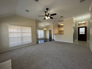 10605 Sierra W Dr in Waco, TX - Building Photo - Building Photo