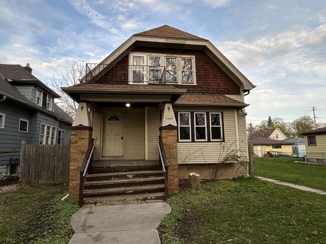 property at 5320 N 39th St