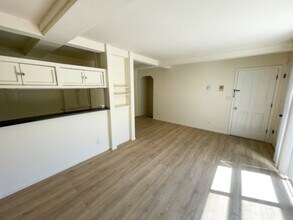 17 Park Way in San Anselmo, CA - Building Photo - Building Photo