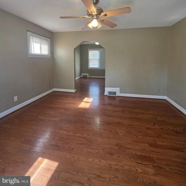 5305 Central Ave SE in Washington, DC - Building Photo - Building Photo