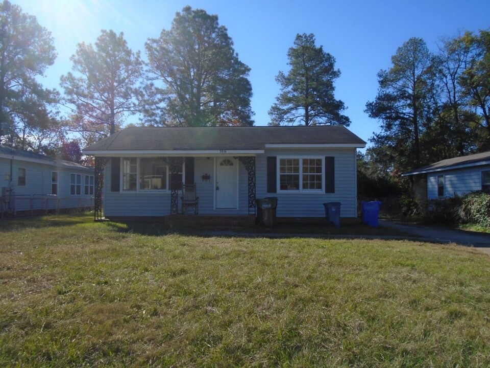 306 Lynn Ave in Fayetteville, NC - Building Photo