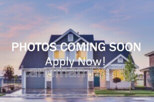 323 Idlewood Rd in Pittsburgh, PA - Building Photo