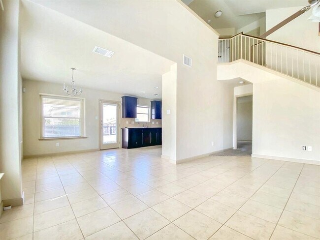 723 Spectrum Dr in New Braunfels, TX - Building Photo - Building Photo