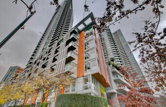 1390 Granville St in Vancouver, BC - Building Photo - Building Photo