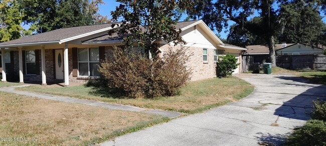 2724 Lexington Dr in Orange Park, FL - Building Photo - Building Photo