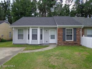 1933 Rolling Ridge Dr in Jacksonville, NC - Building Photo