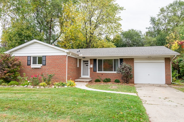 property at 900 Patricia Ave