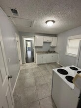 1480 W 26th St in Jacksonville, FL - Building Photo - Building Photo