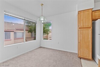 5710 E Tropicana Ave in Las Vegas, NV - Building Photo - Building Photo